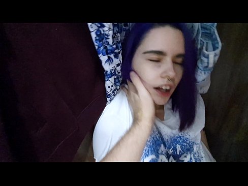 ❤️ I kitea taku tuahine i roto i te kaapata ka awhina ia ia ki te cum ️ Sex ataata i a matou mi.oldsex.ru ❌